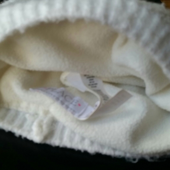 4/$20 Children's Place Winter cap sizeS/M US4-7 - Picture 4 of 5